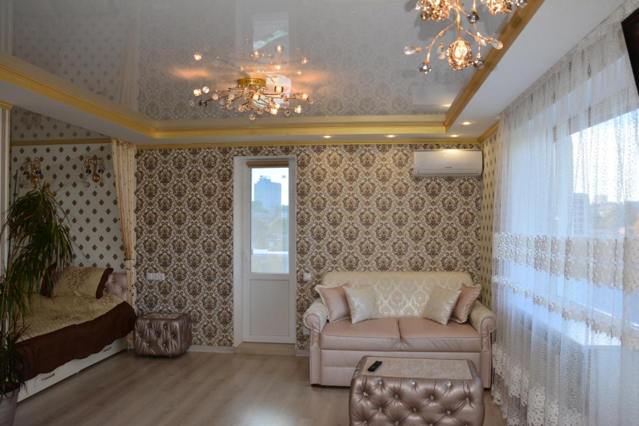 Apartaments On Preobrazhenskaya 8 โครโปนิตสกี ภายนอก รูปภาพ